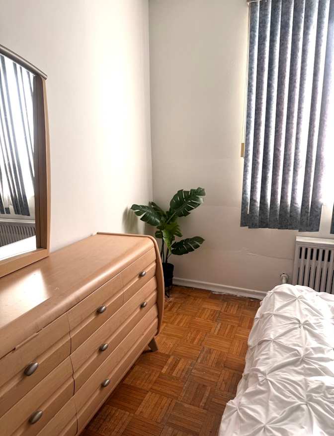 Carmen Farias's room