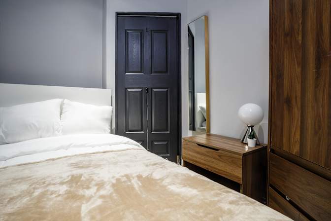 Sam June's room
