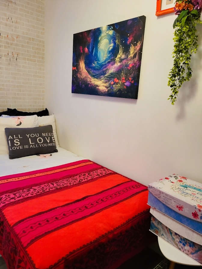 Jenn's room