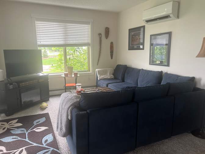Pamela Ohochinsky's room