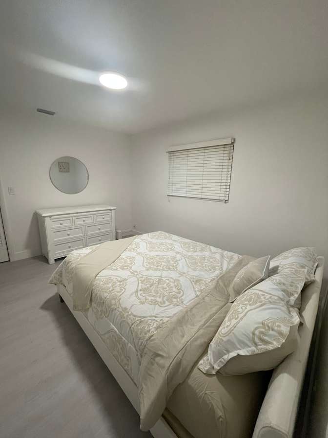 Juleidys's room
