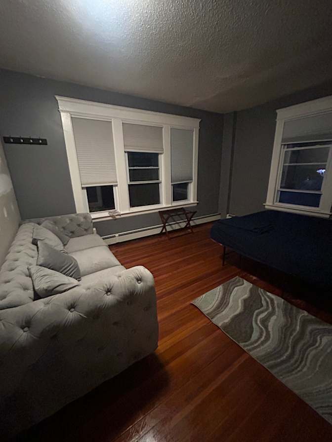 Blanco's room