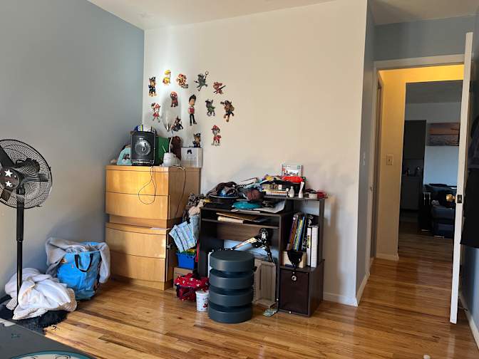 Francisco's room