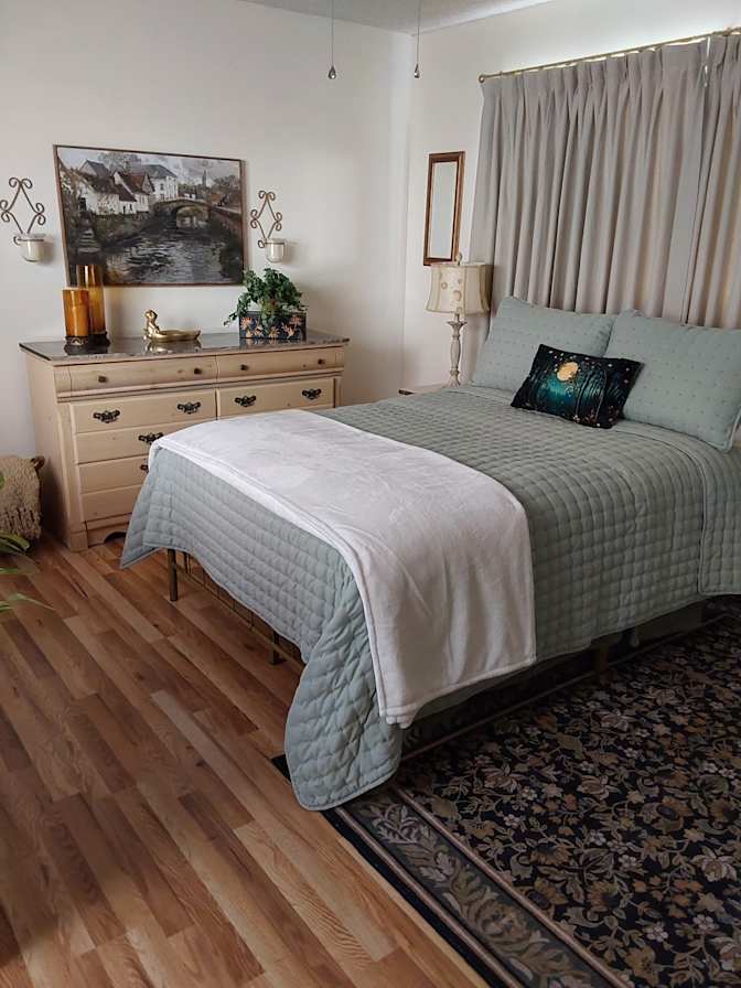 Kay Ruffalo's room