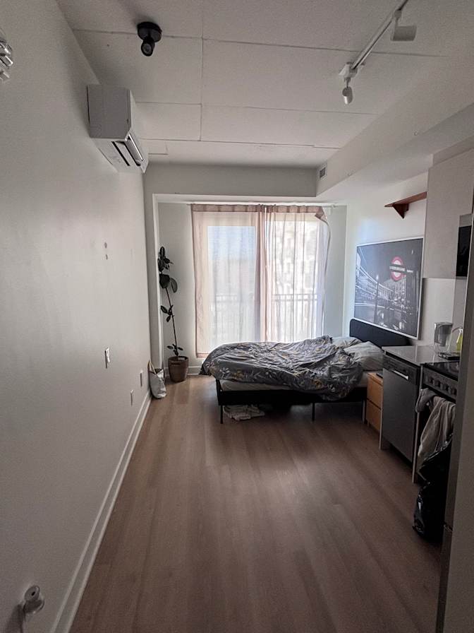 Baptiste's room