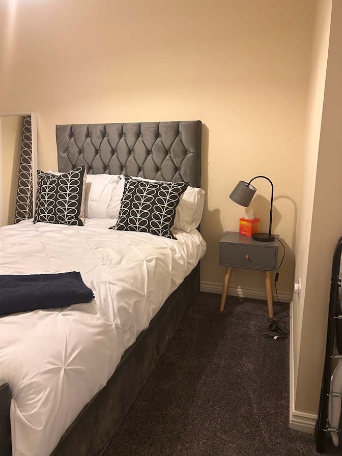 Samantha's room