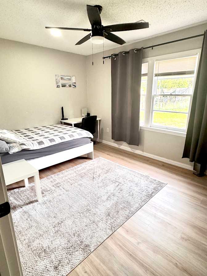Fia's room