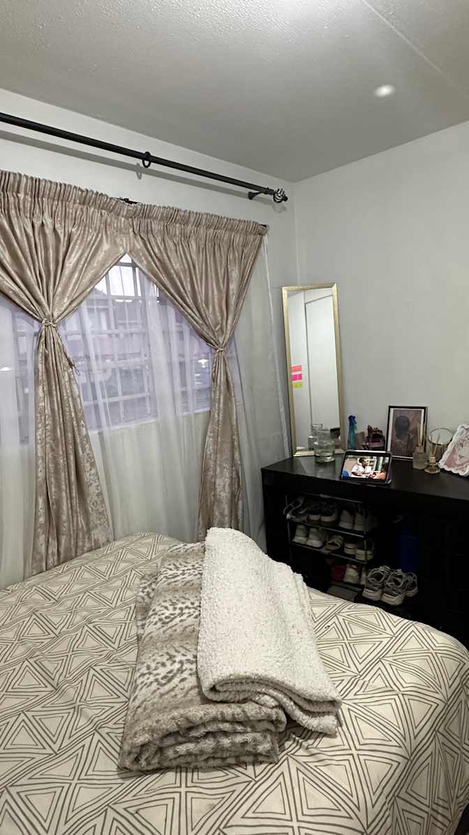 Lesedi's room