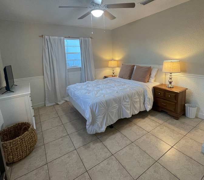 Jennifer's room