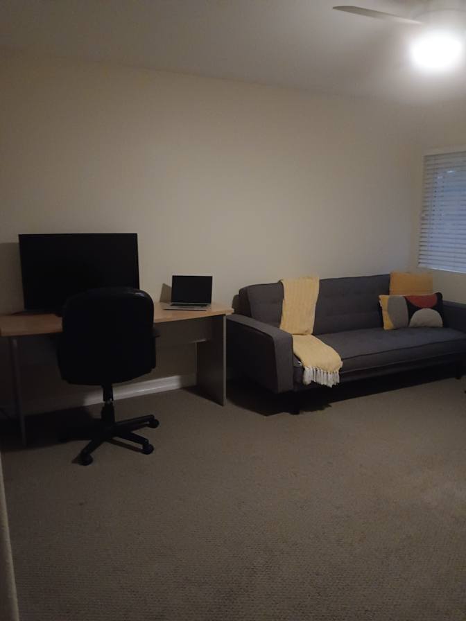 Dorian Logue's room