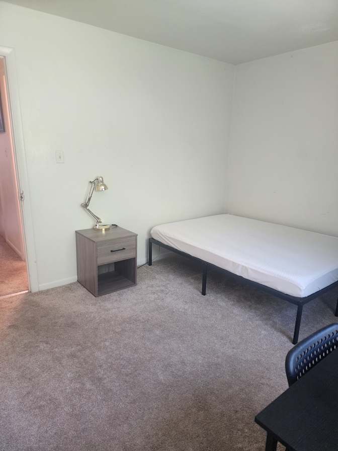 Alexandra Yvonne's room