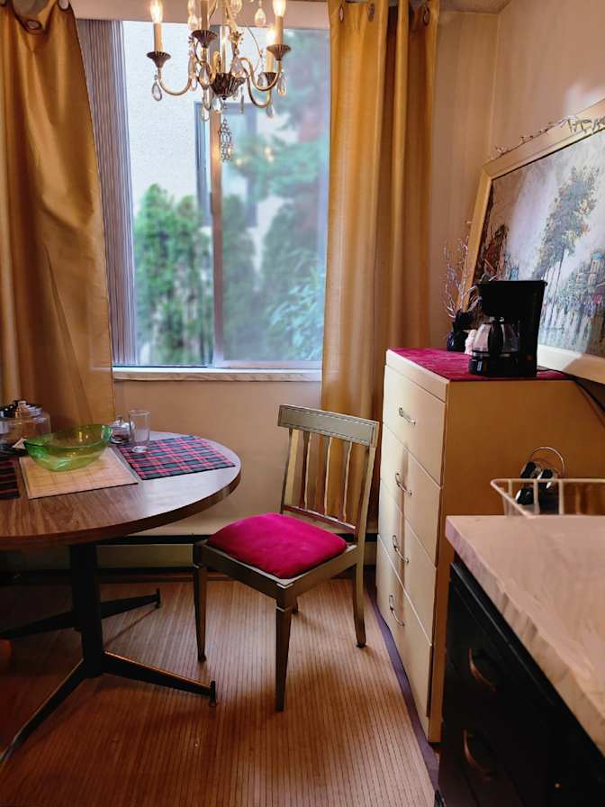 Anita's room