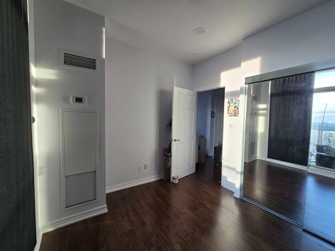 Julia Girmenia's room