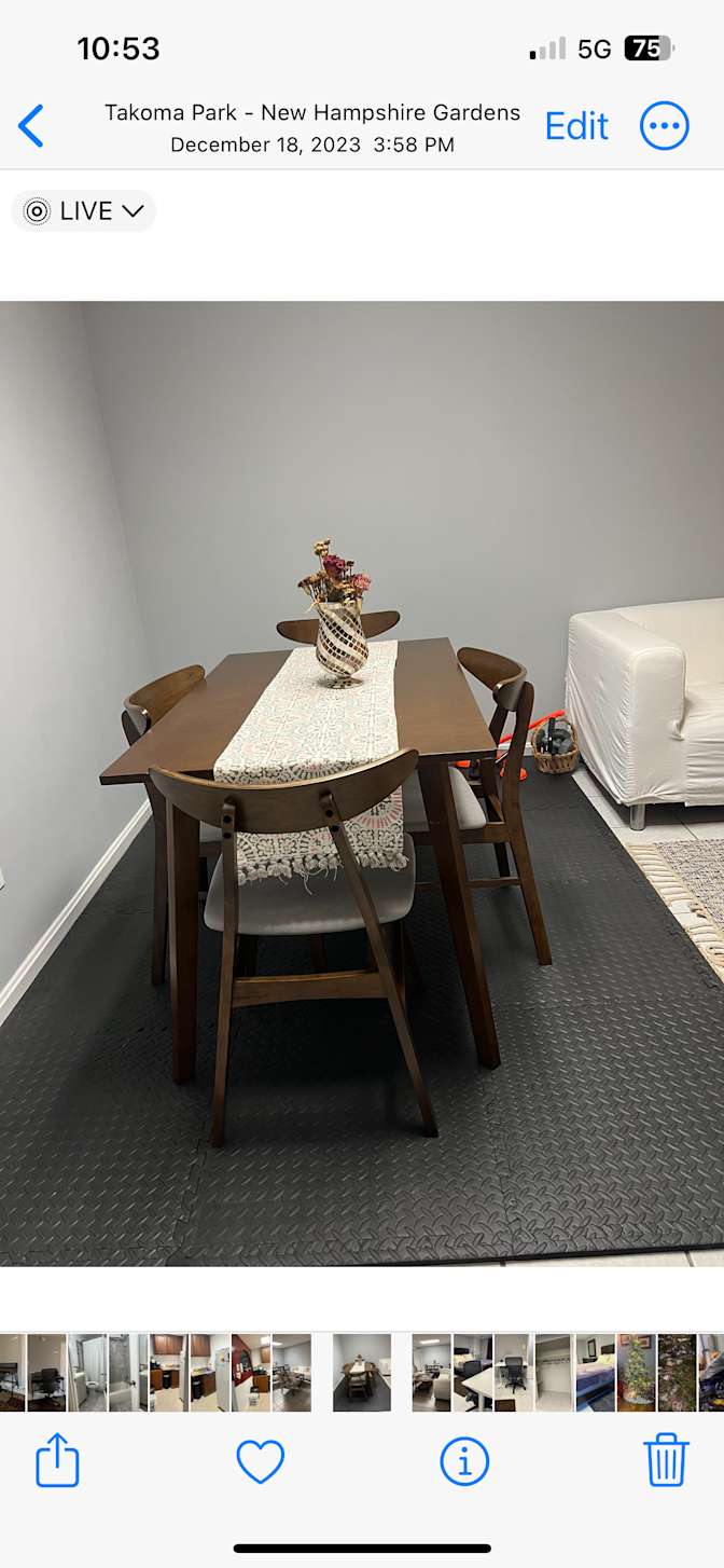 Susanna's room