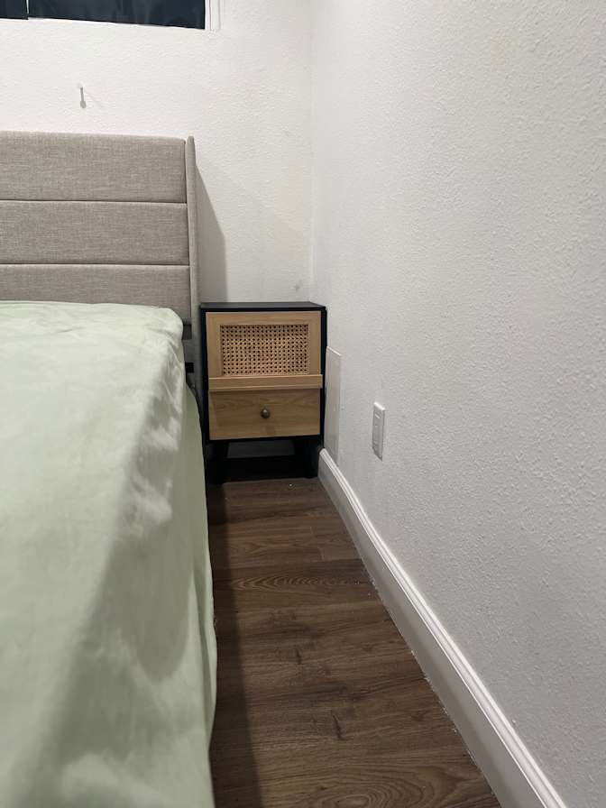 Liz's room