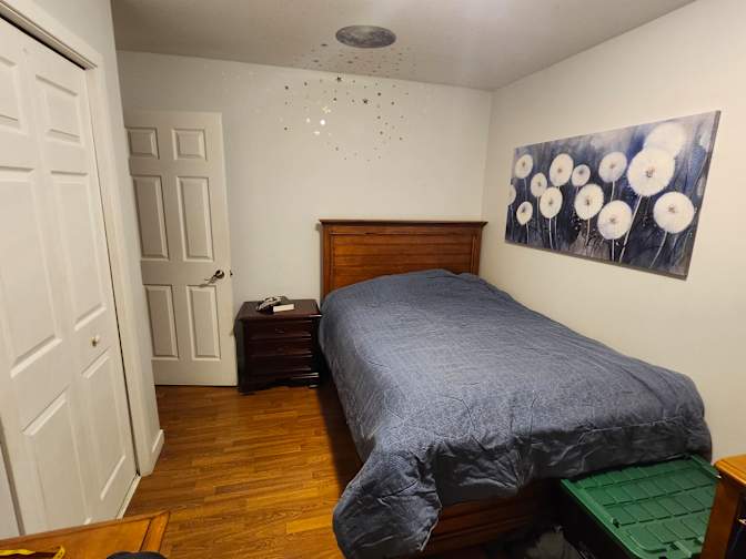Jacqueline's room