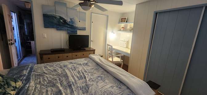 Simona's room