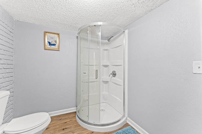 StarCity Homes's room
