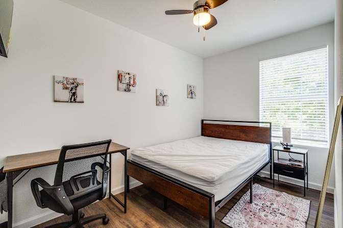 PadSplit's room