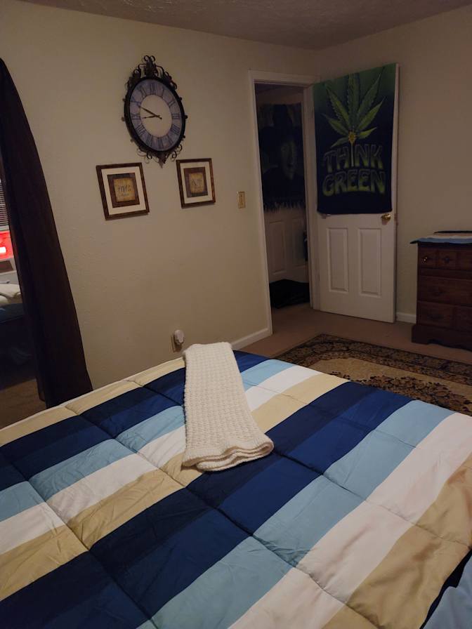 RICHIE's room