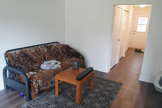 Levon's room