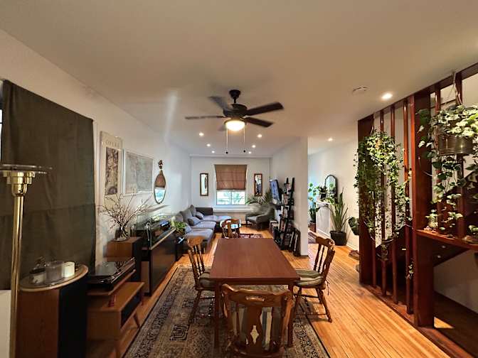 Marcus Karastamatis's room