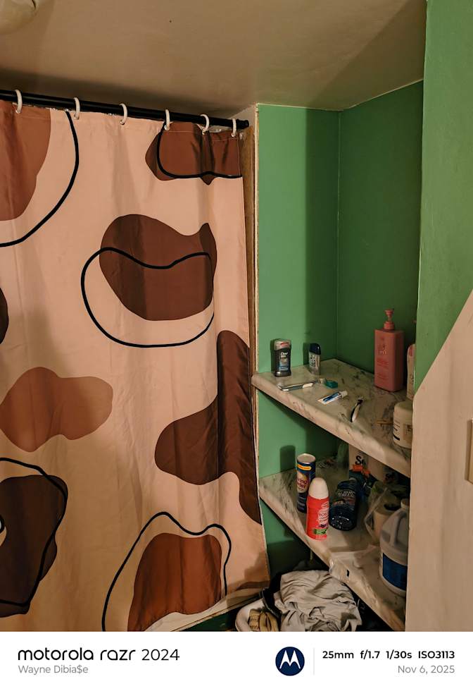 Wayne J Farrington's room