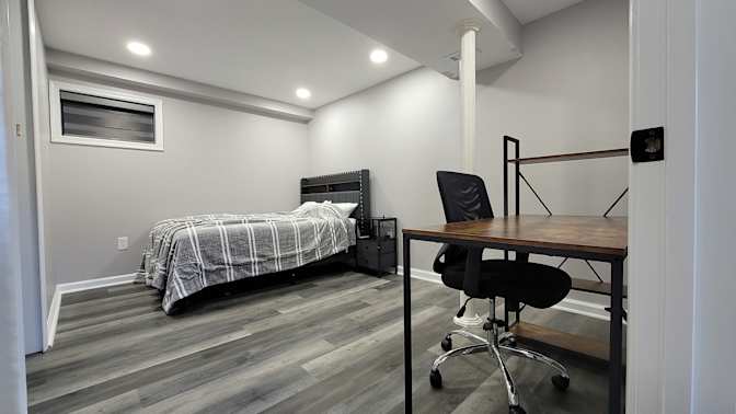 Tin Huynh's room