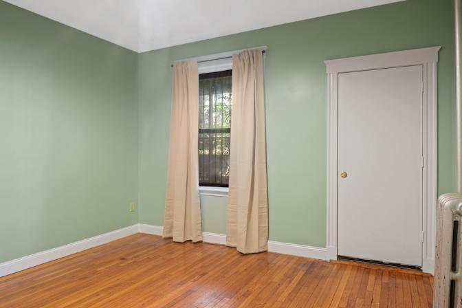 Sam June's room