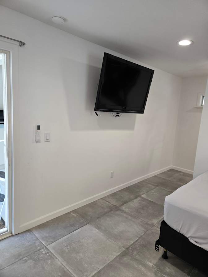 Dana Jones's room