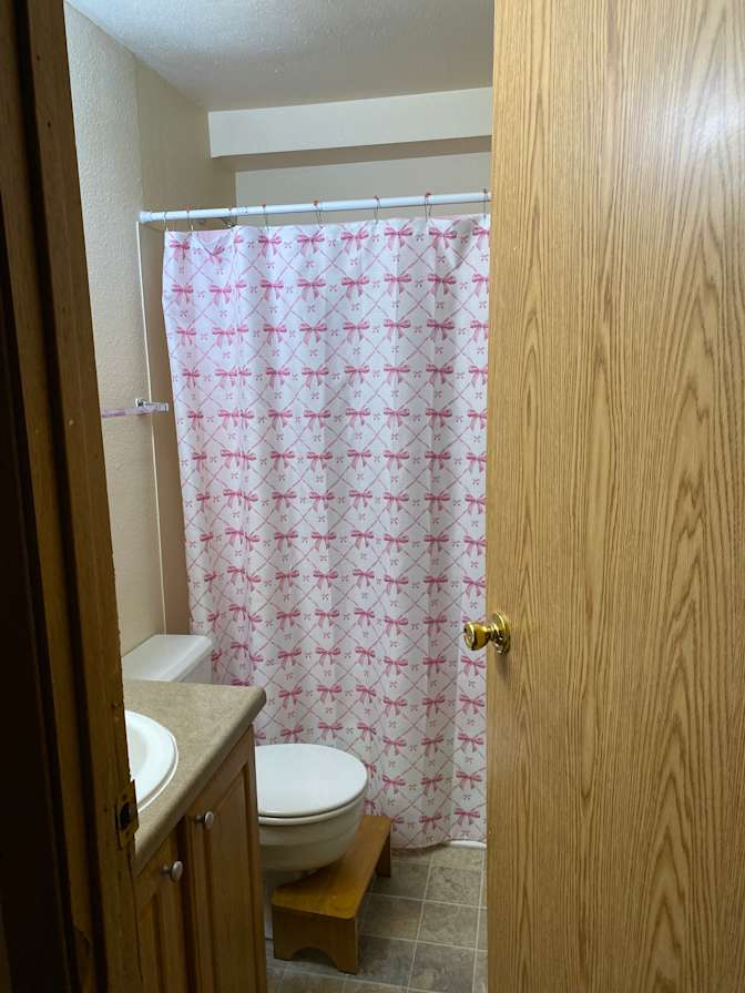 Andrea's room