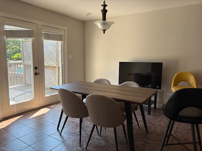 Diem Chi Doan's room