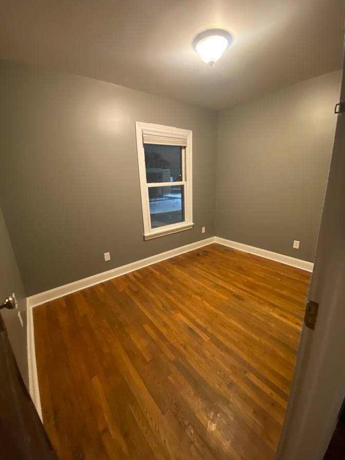 Yeti Harris's room