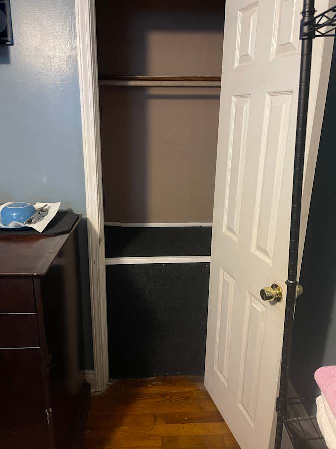 Shak's room