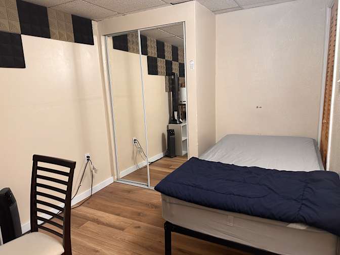 Tam's room