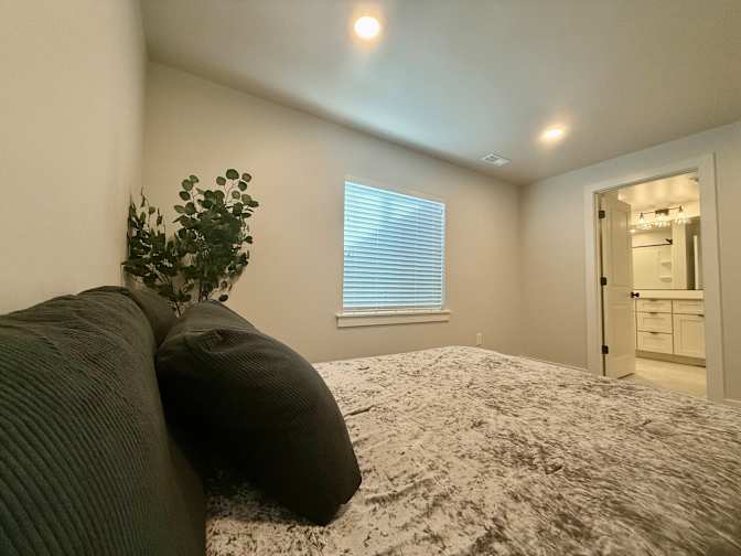 Jenny's room