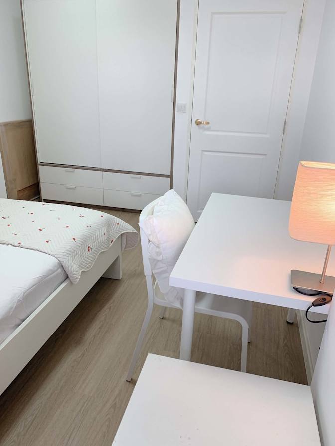 BY's room