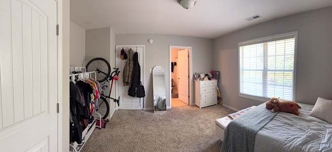 Ana's room