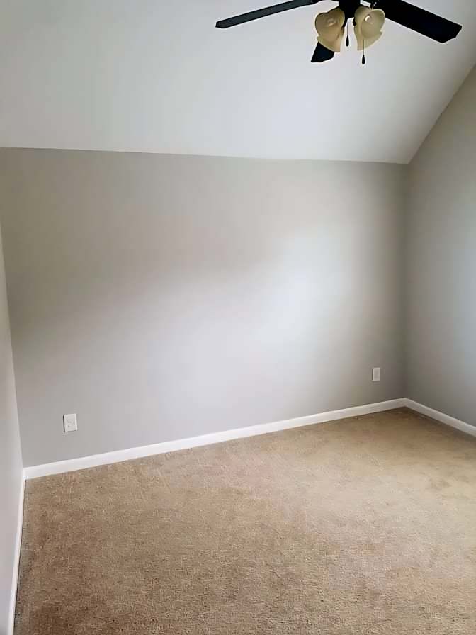 Julio's room