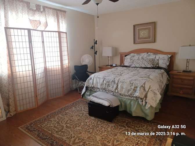 Moni's room