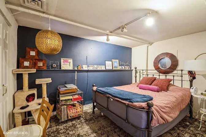 Kaiser Glen's room