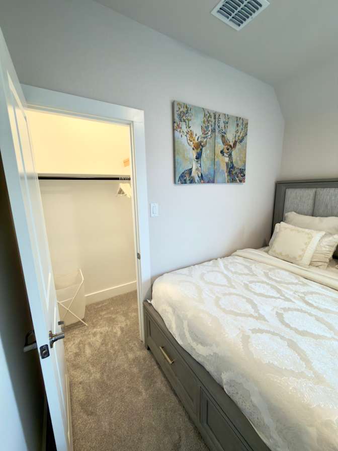 Evangelyn's room