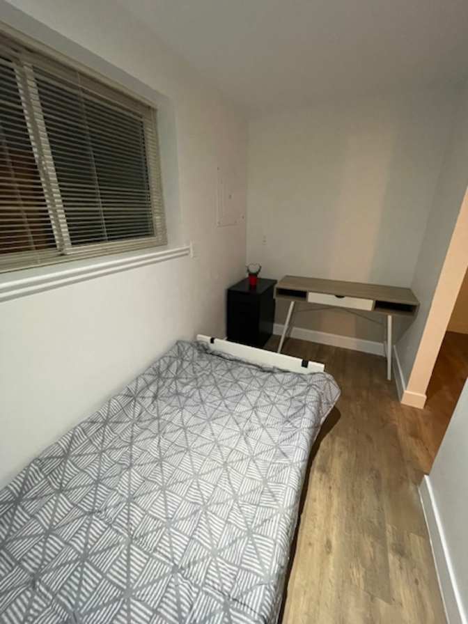 Neda's room