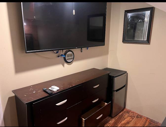 Mike O's room
