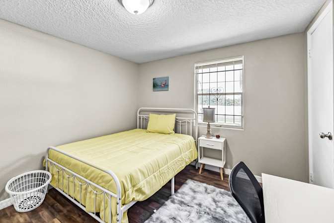 PadSplit's room