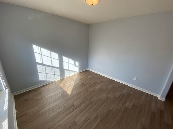 Alcove Rooms's room