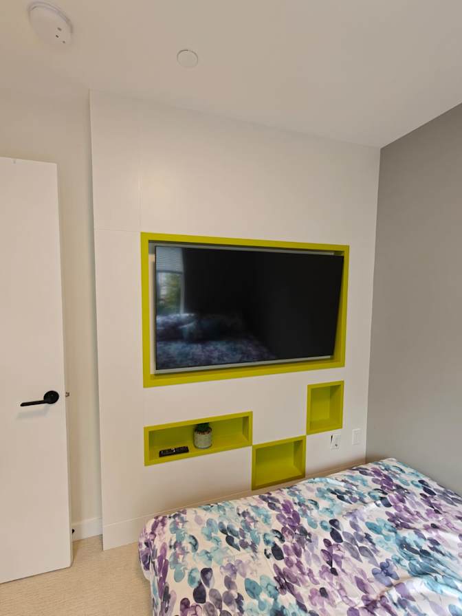 Forough's room