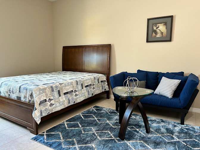 We Rent Bedrooms in Melbourne's room