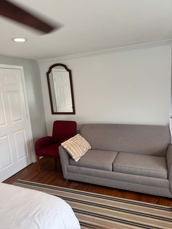 Howard's room
