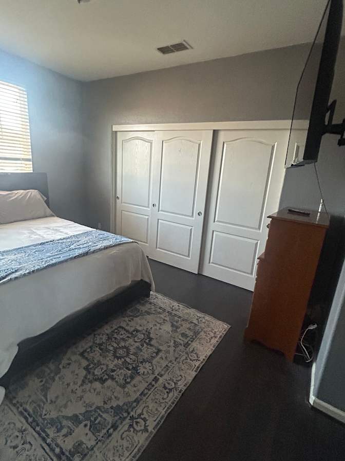 Jae's room